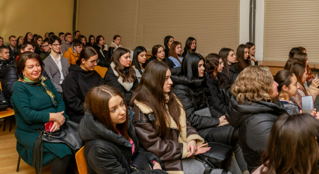 img_4182-pano-2048x708