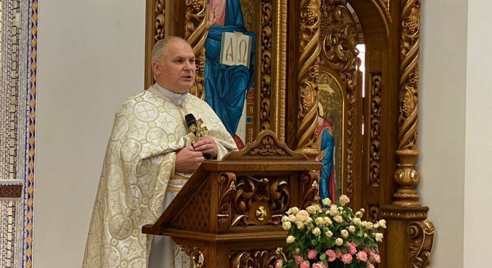 photo_5377361856060055840_y