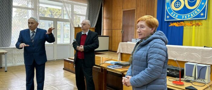 photo_5251721061786052684_y