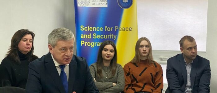 photo_5199876958232635281_y