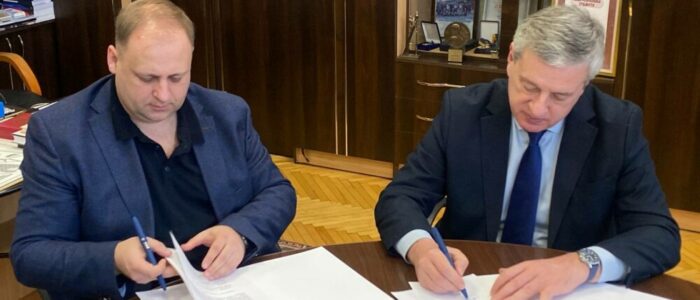 photo_5210831946630949306_y