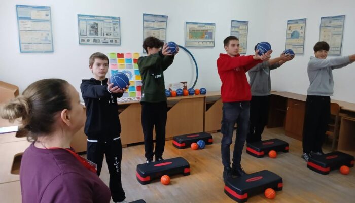 photo_5323586082379075330_y